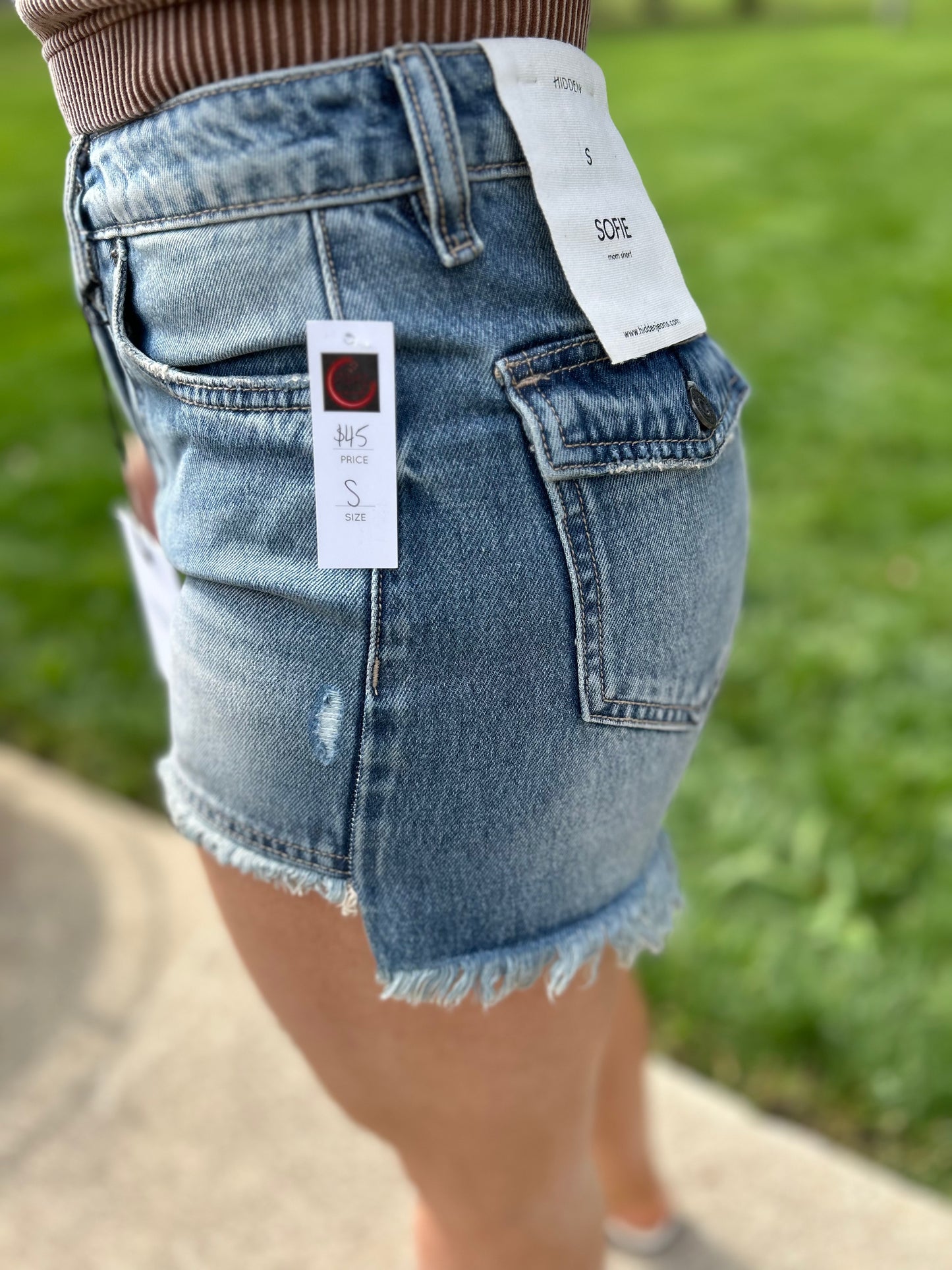 Hidden Jeans Utility Pocket Shorts